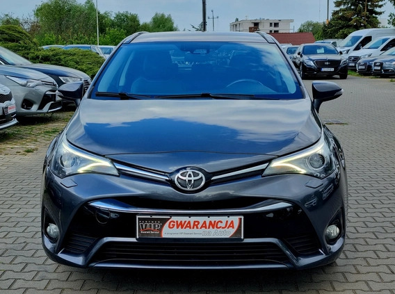 Toyota Avensis cena 63900 przebieg: 133000, rok produkcji 2017 z Kobyłka małe 277
